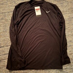 Men’s Nike Long-Sleeve Dry-Fit Sz Large Brand New With Tags